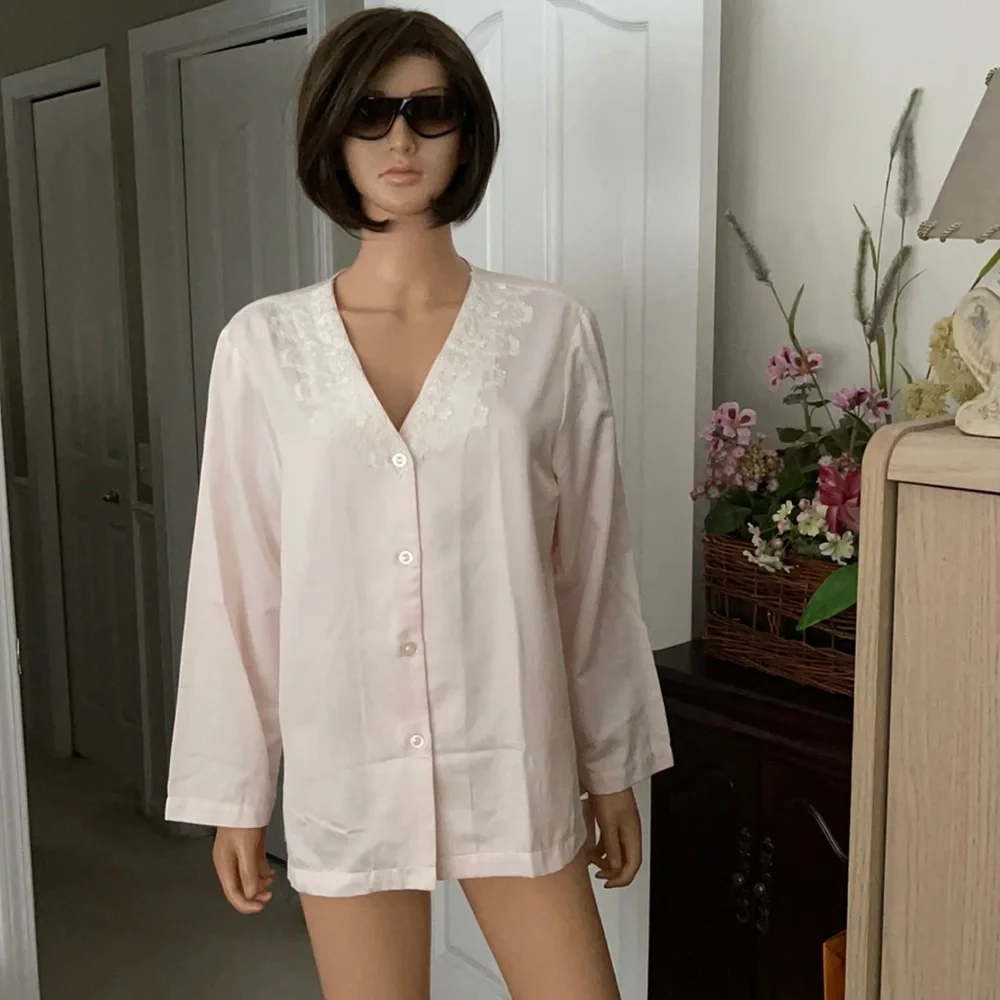 NWT Vintage Oscar de la Renta pajama top - Picture 2 of 10